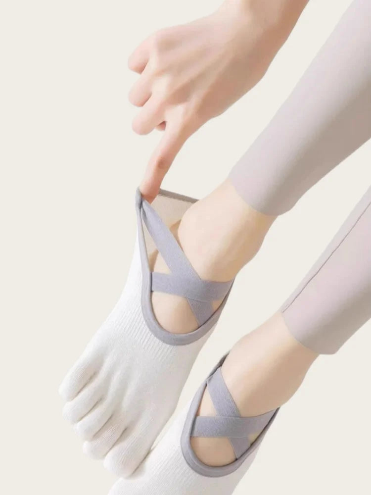 PranaRelief Non-Slip Five-Toe Yoga Socks – Rubberized Grip Pilates Socks (EU 36-40)